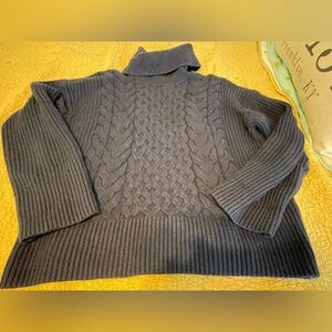 Banana Republic cotton cable sweater - NWOT navy blue